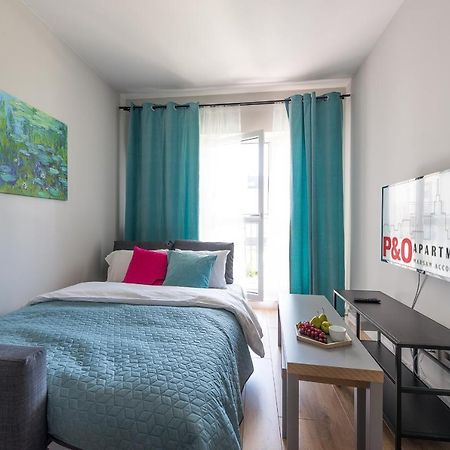 Okecie Airport Studio Bakalarska 2 P&O Serviced Apartments Varsavia Esterno foto