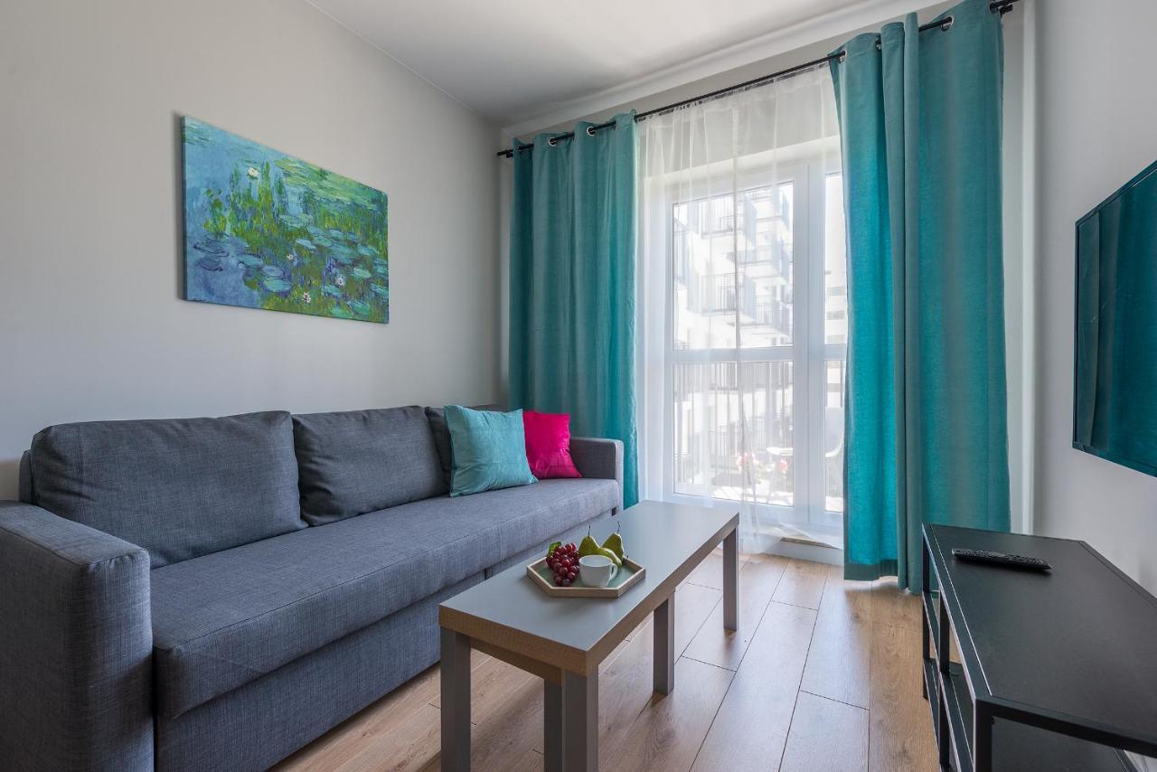 Okecie Airport Studio Bakalarska 2 P&O Serviced Apartments Varsavia Esterno foto