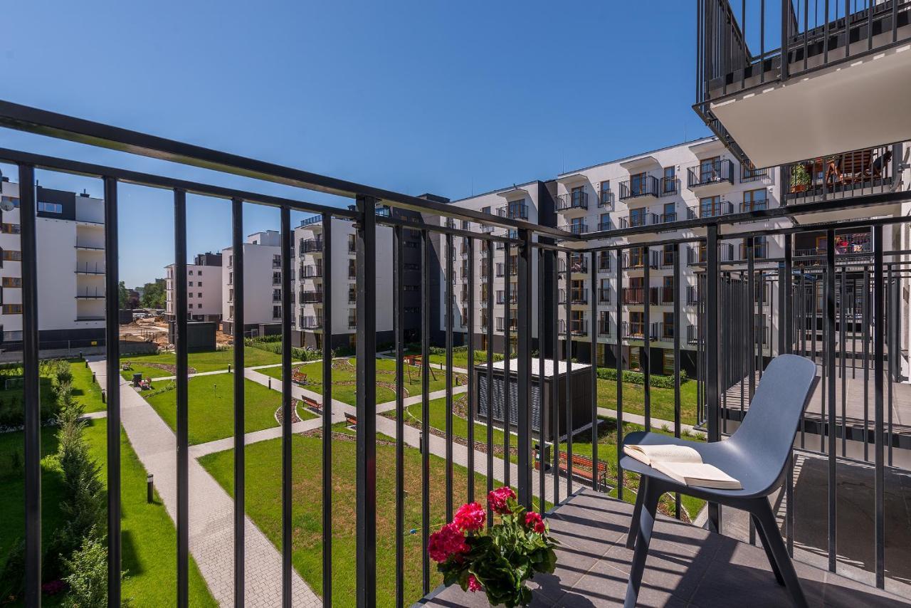 Okecie Airport Studio Bakalarska 2 P&O Serviced Apartments Varsavia Esterno foto