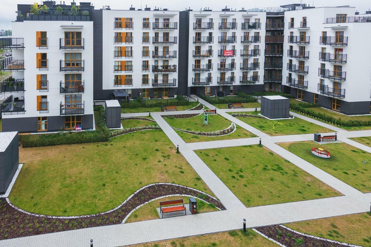 Okecie Airport Studio Bakalarska 2 P&O Serviced Apartments Varsavia Esterno foto